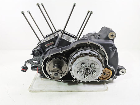 2018 Indian Chieftain Limited Engine Bottom End Crank Case & Shaft 3023078 {{ shop.shopifyCountryName }} - Mototech271