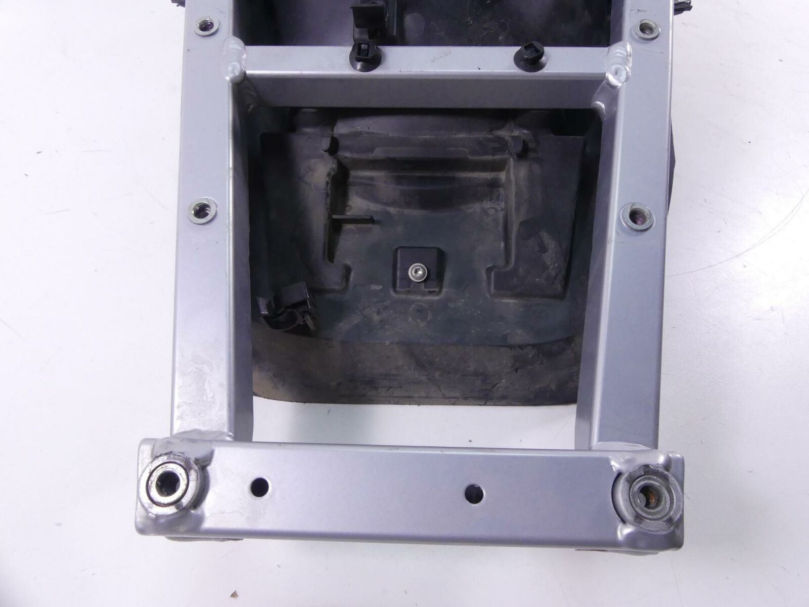 2016 BMW R1200 RT RTW K52 Subframe Sub Frame & Inner Fender 46518528588 {{ shop.shopifyCountryName }} - Mototech271