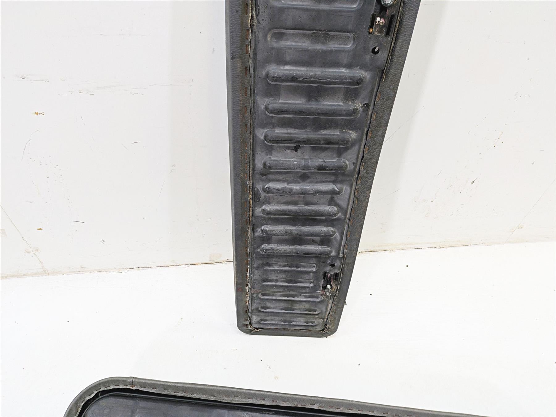 2010 Kawasaki 610 4x4 Mule Seat Bench Pad Cushion Set 53066-0115 53066-0269 {{ shop.shopifyCountryName }} - Mototech271