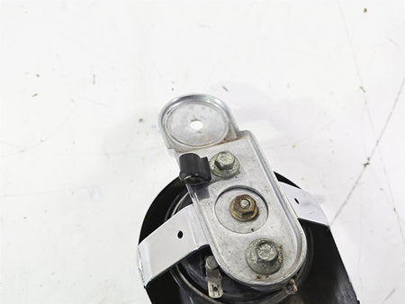 2007 Harley Touring FLHTCU SE CVO E-Glide Horn & Chrome Cover 61300478A {{ shop.shopifyCountryName }} - Mototech271