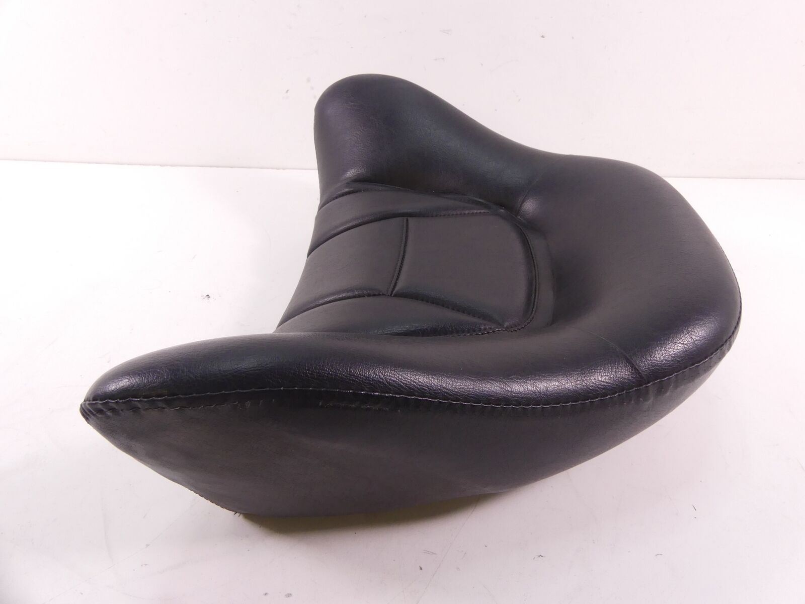 2002 Honda Goldwing GL1800 Passanger Back Rest Pillow Pad 77500-MCA-0000 {{ shop.shopifyCountryName }} - Mototech271
