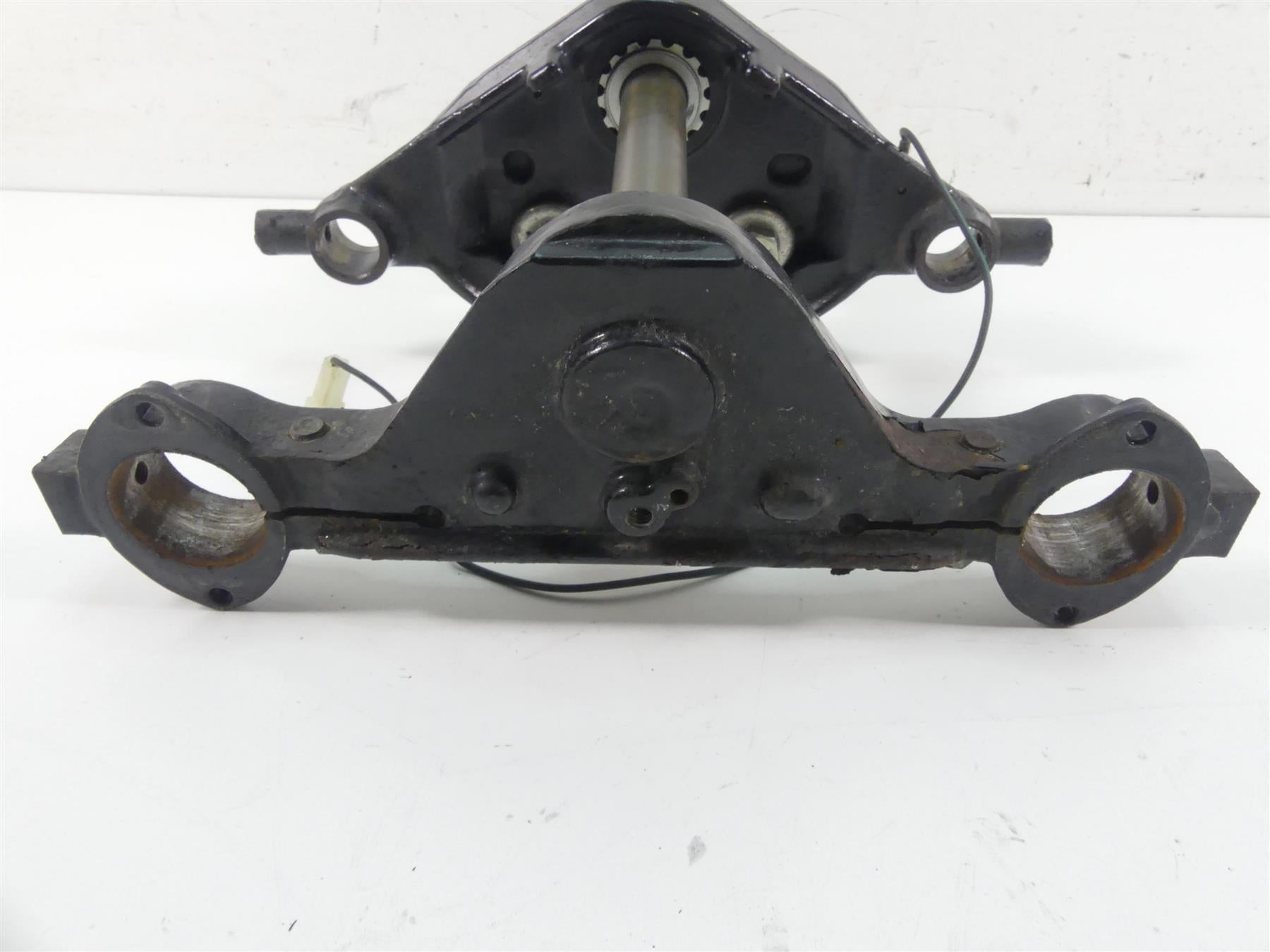 2013 Harley Touring FLTRX Road Glide Triple Tree Riser Clamp Set 45446-09 {{ shop.shopifyCountryName }} - Mototech271