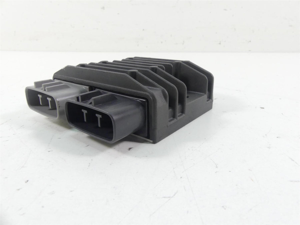 2006 Yamaha Roadliner XV1900 Rectifier Voltage Regulator FH012AA 1D7-81960-00-00 {{ shop.shopifyCountryName }} - Mototech271