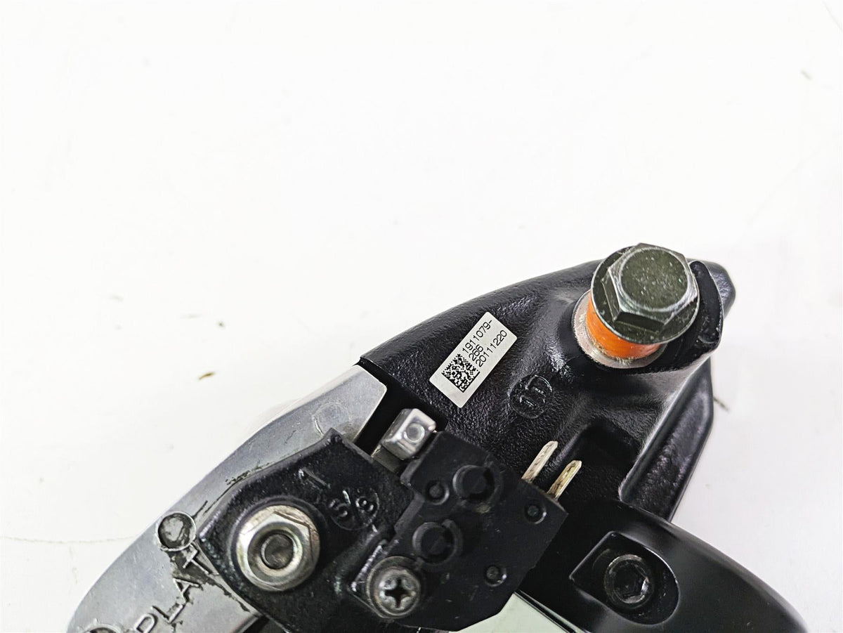 2012 Victory Cross Country Front Brake Master Cylinder + Lever 1911079 1912686 {{ shop.shopifyCountryName }} - Mototech271
