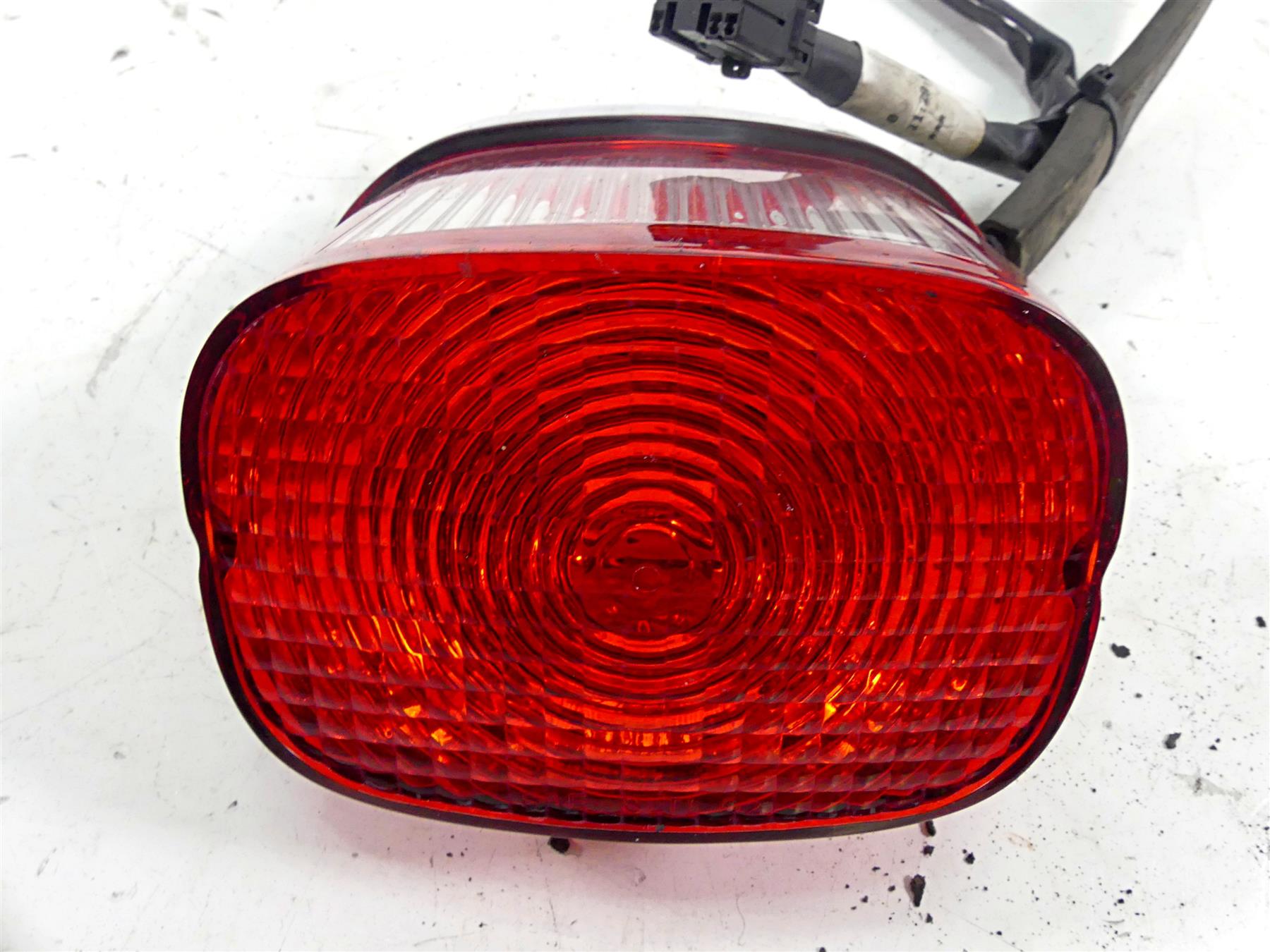 2010 Harley Touring FLHRC Road King Taillight Tail Stop Brake Light 68066-99 {{ shop.shopifyCountryName }} - Mototech271