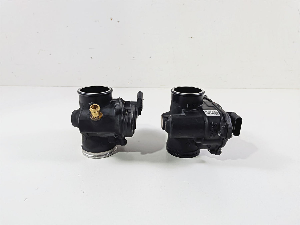 2023 BMW R nineT Scrambler K23 Throttle Body Bodies Set 13549457019 13549457020 {{ shop.shopifyCountryName }} - Mototech271
