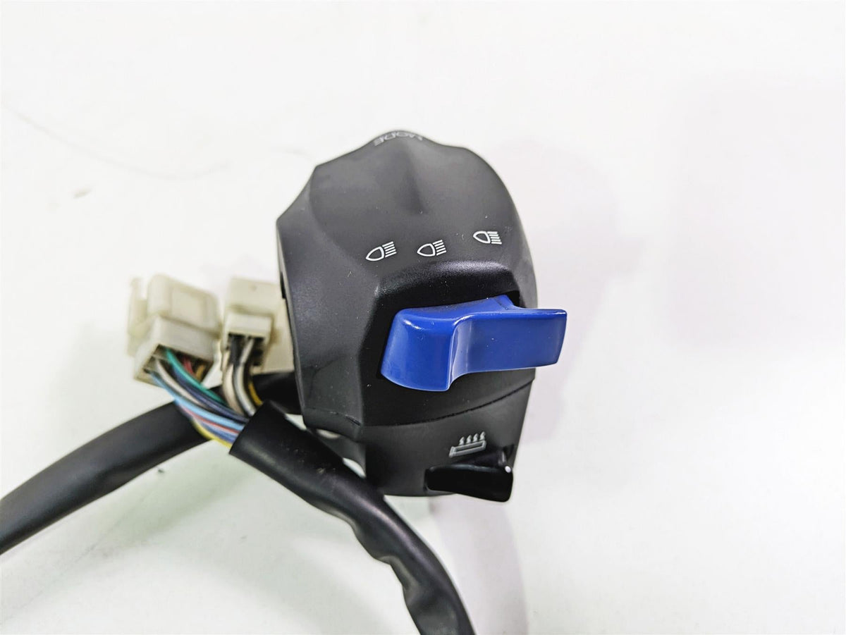 2016 Moto Guzzi Stelvio 1200 8V NTX Left Hand Turn Signal Control Switch 886229 {{ shop.shopifyCountryName }} - Mototech271