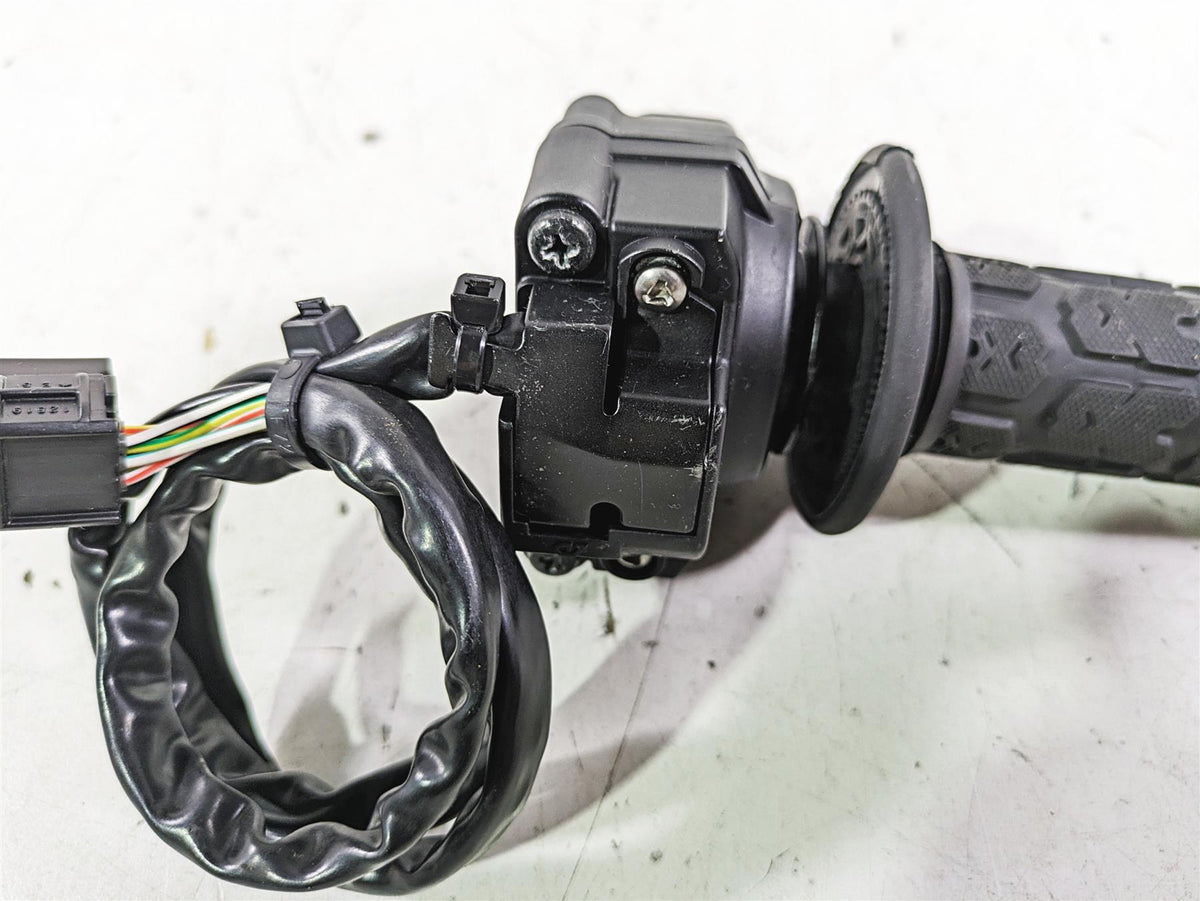 2020 Triumph Street Scrambler 900 Ride Fly By Wire Throttle Control T2044045 {{ shop.shopifyCountryName }} - Mototech271