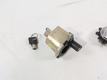2007 Harley Touring FLHRSE CVO Road King Ignition Switch Fork Lock Set 53461-07 {{ shop.shopifyCountryName }} - Mototech271