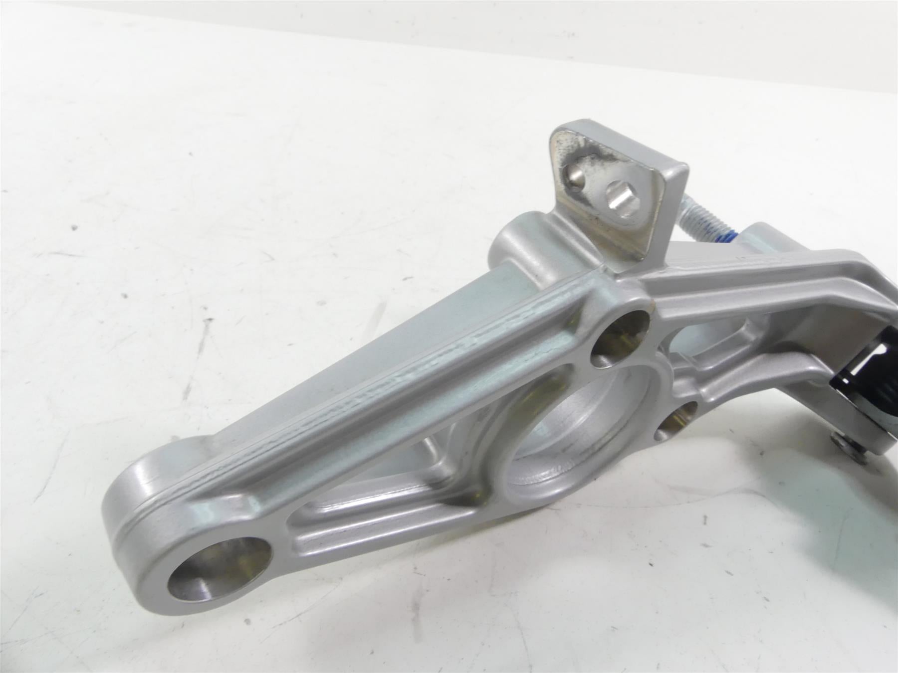 2001 BMW R1150 GS R21 Left Front Rider Footpeg Foot Peg + Mount 46712335597 {{ shop.shopifyCountryName }} - Mototech271