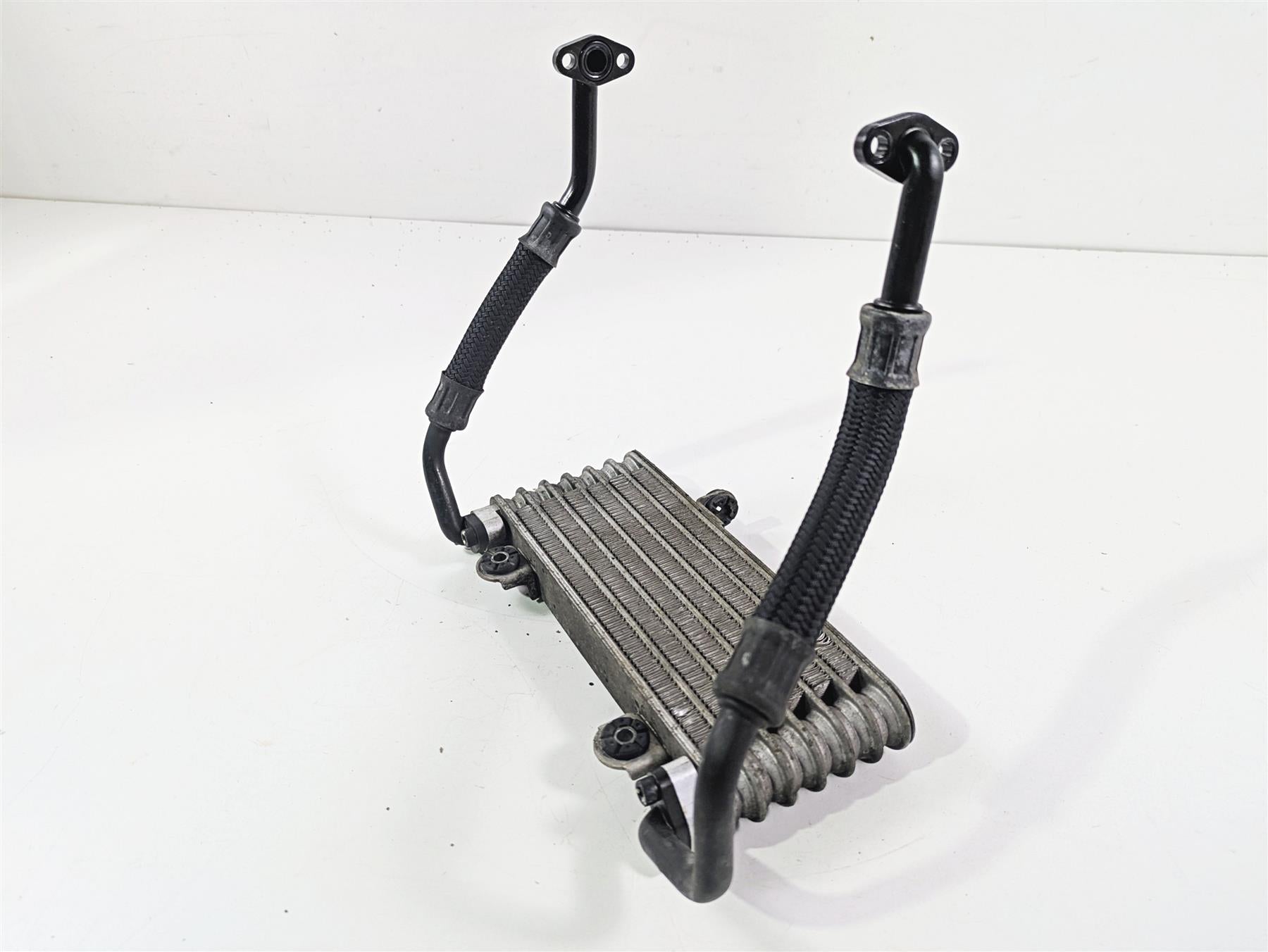 2006 Suzuki GSXR1000 K6 Oil Cooler & Lines 16600-40F10 {{ shop.shopifyCountryName }} - Mototech271