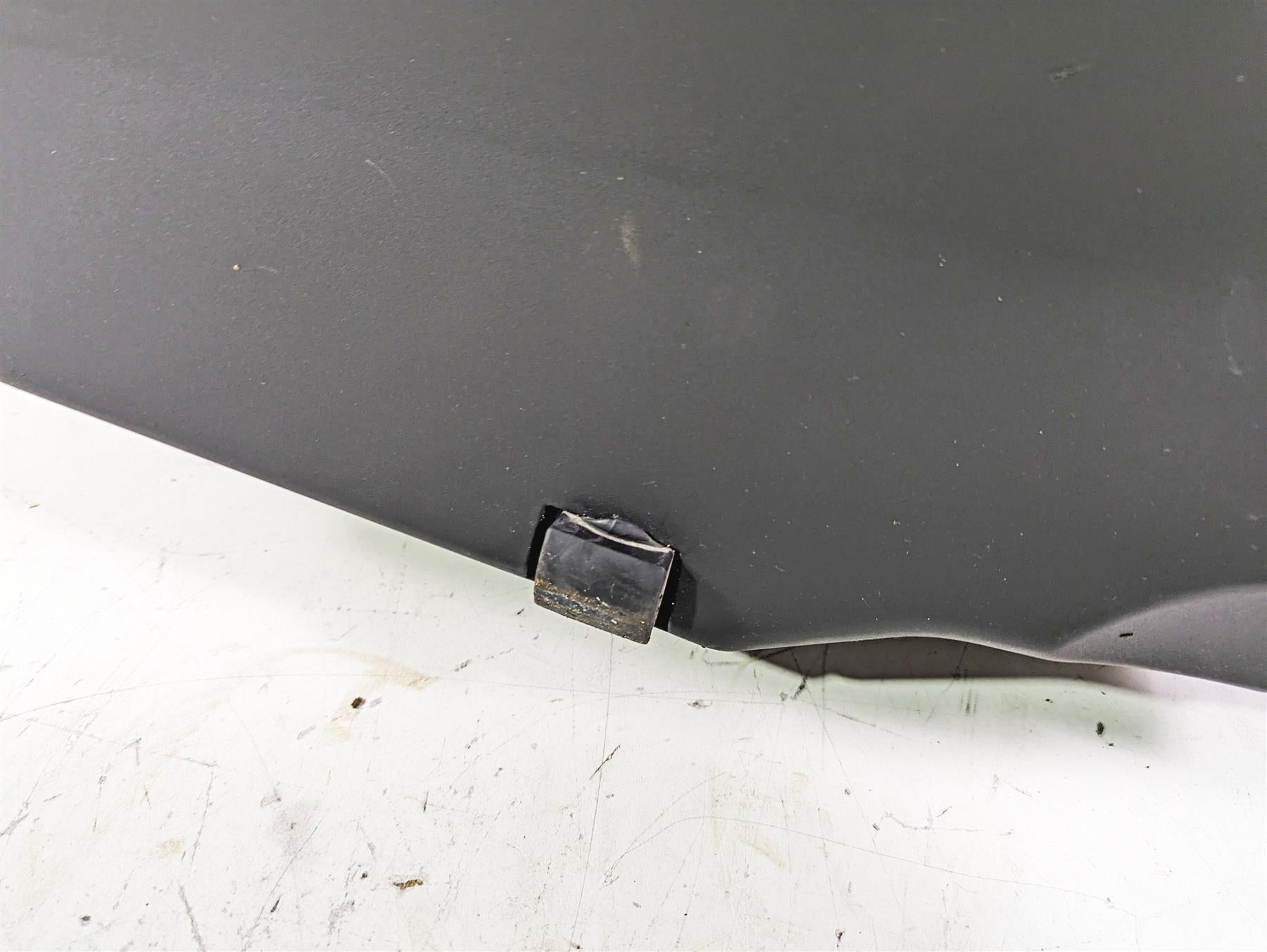 2022 BMW R1250 RT K052 Right Saddlebag Saddle Bag Case 46547728664 {{ shop.shopifyCountryName }} - Mototech271