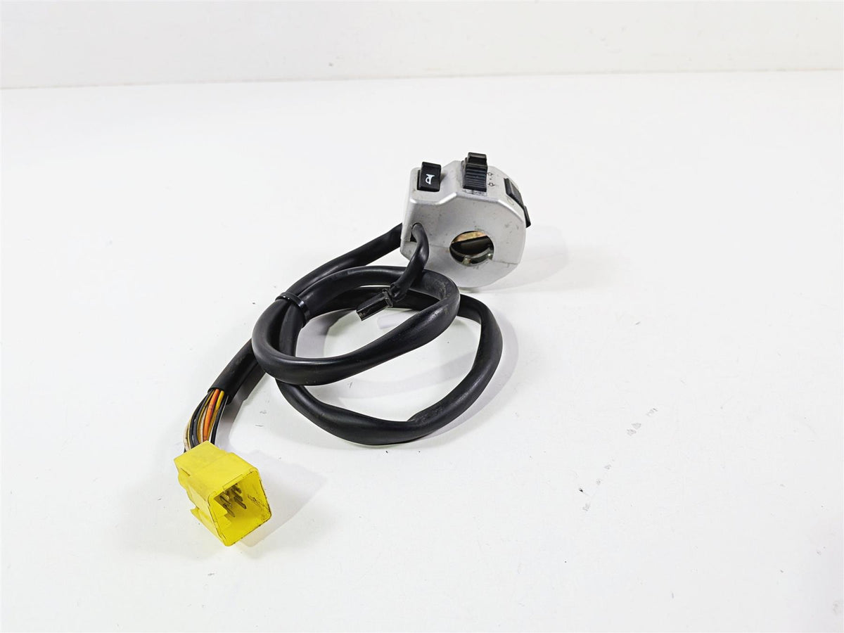 2004 Suzuki VL800 Intruder Volusia Left Hand Control Switch 37400-41F10 {{ shop.shopifyCountryName }} - Mototech271