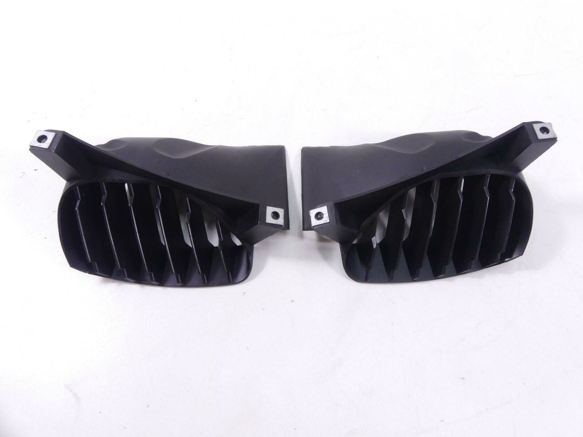 2002 BMW R1200 C Oil Cooler Radiator Set 17211342207 17211342208 {{ shop.shopifyCountryName }} - Mototech271