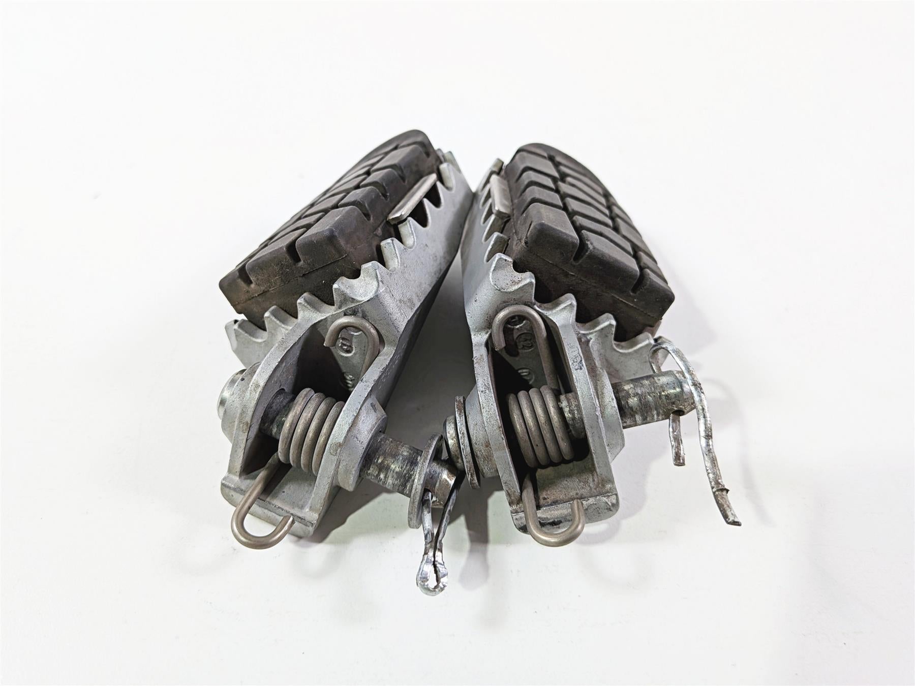 2005 KTM 950 LC8 Adventure Front Rider Foot Peg Rest Set 59003040250 78003041050 {{ shop.shopifyCountryName }} - Mototech271
