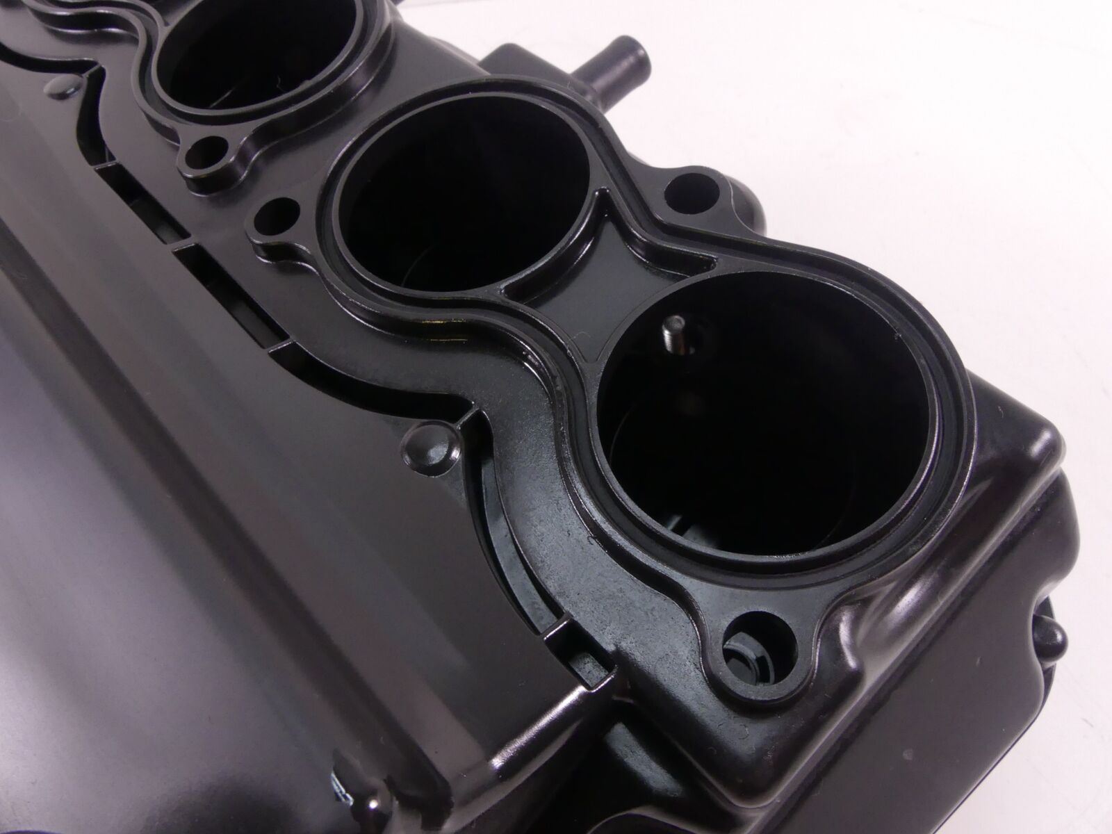 2018 Suzuki GSXR750 Air Box Filter Breather Cleaner 13720-14J00 {{ shop.shopifyCountryName }} - Mototech271