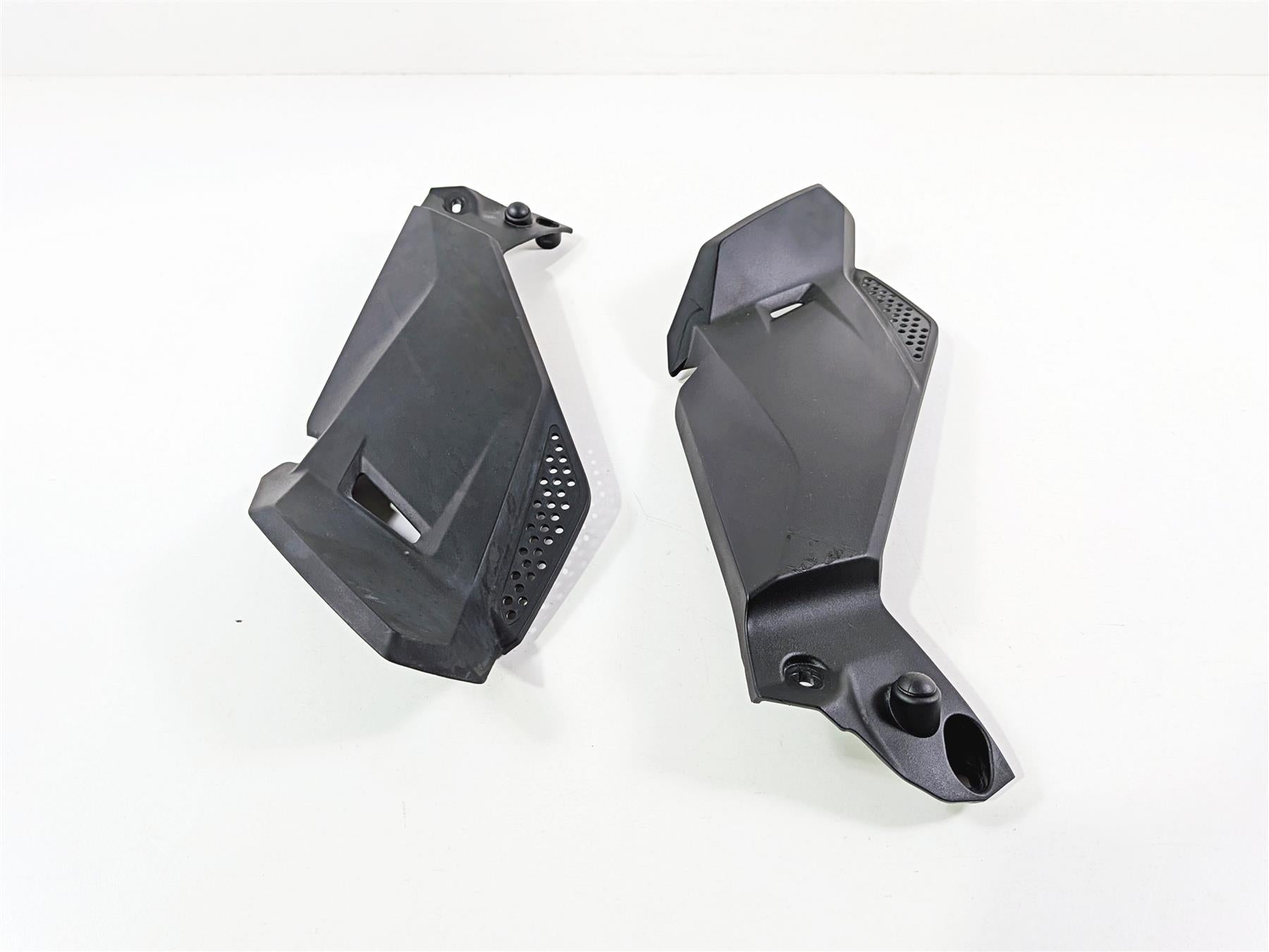 2019 BMW R1250GS K50 Under Tank Molded Leg Fairing Set 46638556637 46638556637 {{ shop.shopifyCountryName }} - Mototech271