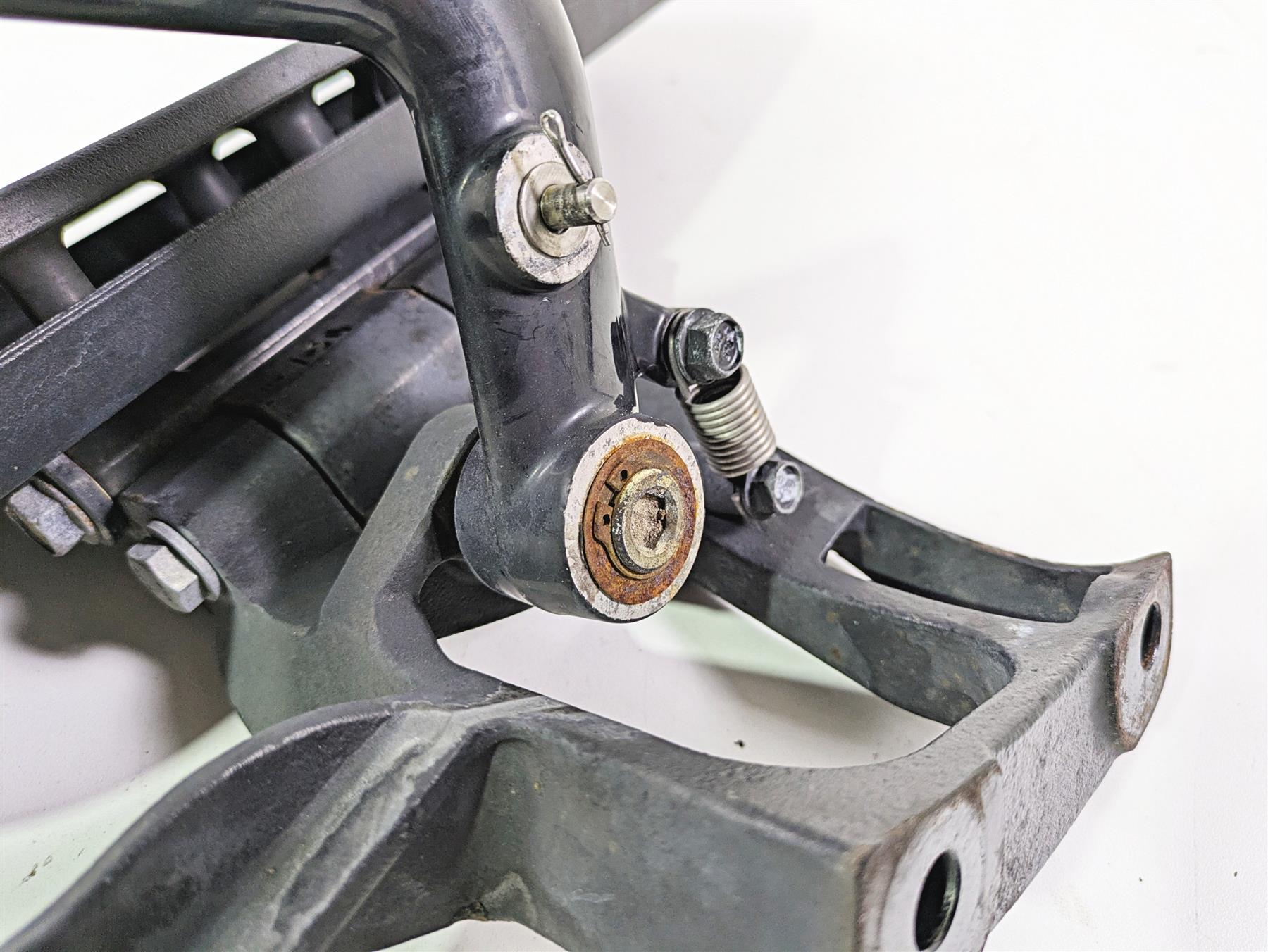 2018 Indian Chieftain Dark Horse Front Right Floor Board & Brake Pedal 5141001 {{ shop.shopifyCountryName }} - Mototech271