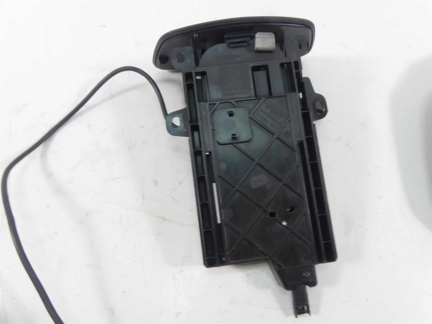 2015 BMW K1600GT K48 Gps Navigator Housing + Cover & Mounts 46637724088 {{ shop.shopifyCountryName }} - Mototech271