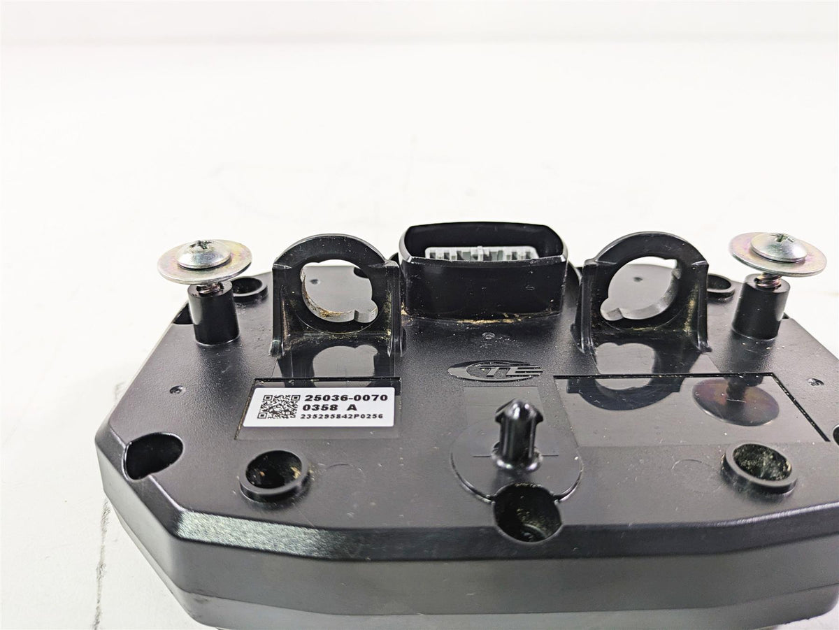 2024 Kawasaki ZX6R ZX636 Ninja Speedometer Gauge Instrument 40Mi Only 25036-0070 {{ shop.shopifyCountryName }} - Mototech271