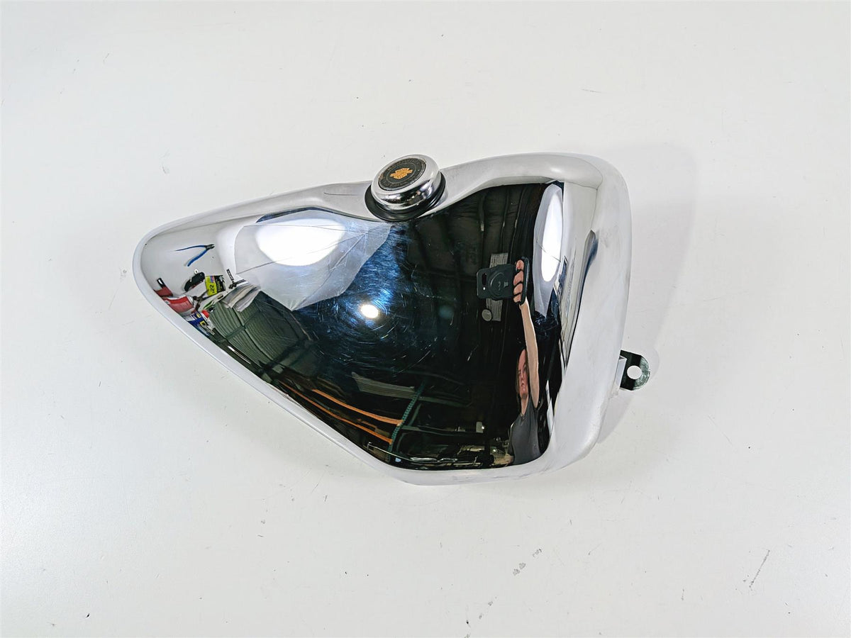 1995 Harley XL883 Sportster Hugger Chrome Oil Tank Cover & Dipstick {{ shop.shopifyCountryName }} - Mototech271