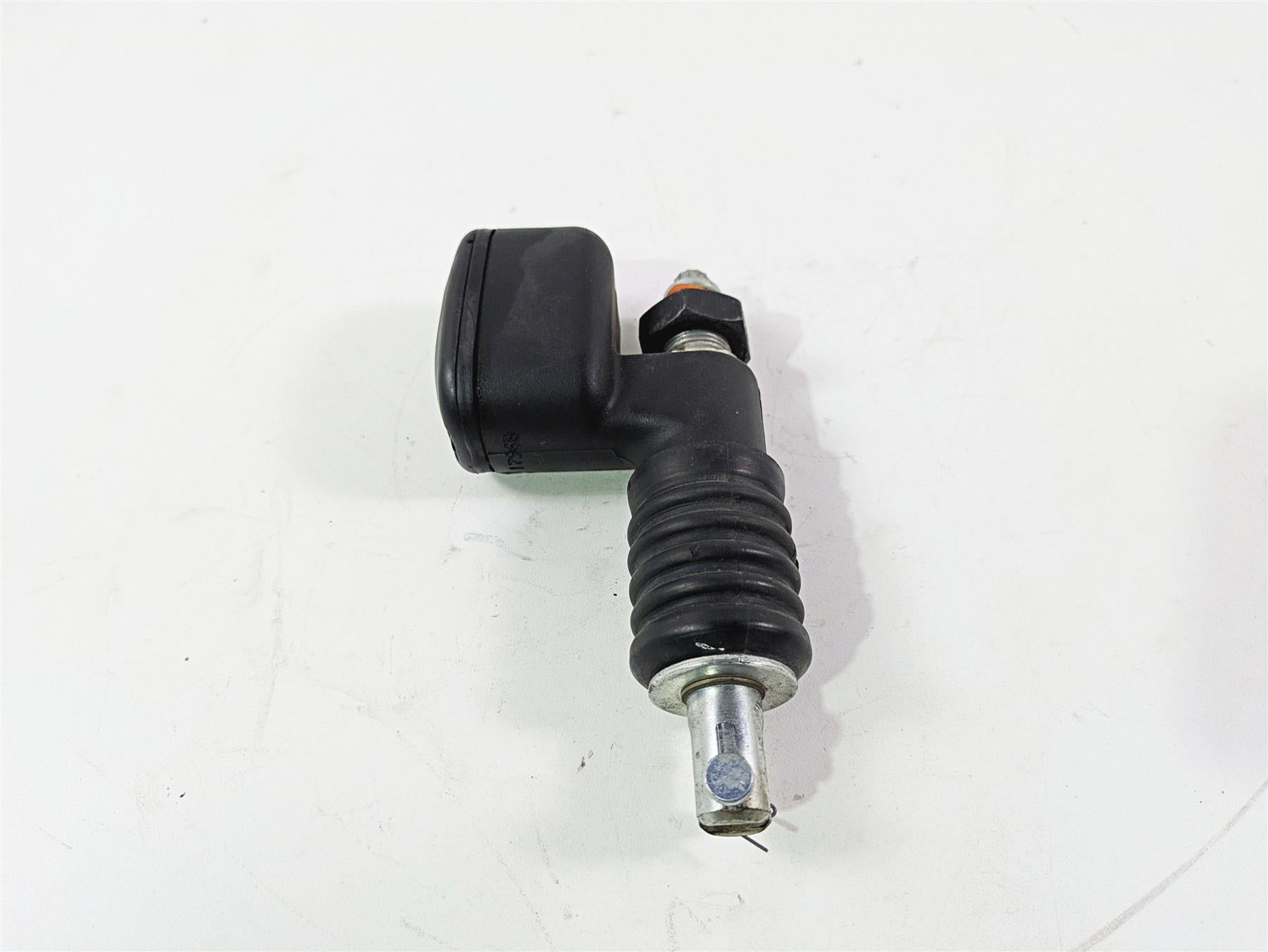 2017 Harley Softail Heritage Classic FLSTC Rear Brake Master Cylinder 41767-05E {{ shop.shopifyCountryName }} - Mototech271