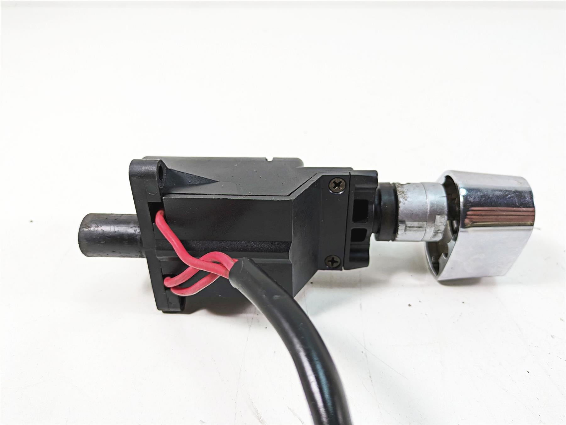 2005 Harley Touring FLHTCUI Electra Glide Ignition Switch Key Lock Set 71640-99 {{ shop.shopifyCountryName }} - Mototech271