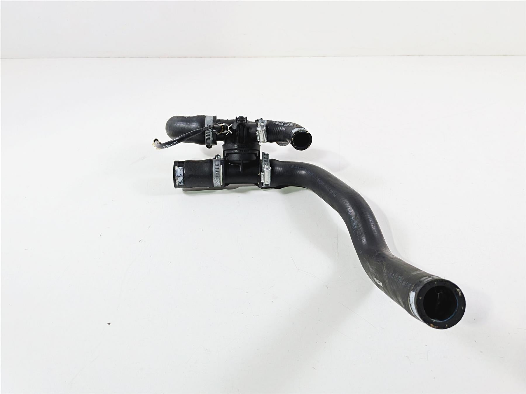 2023 Ducati Streetfighter V4 Coolant Water Thermostat & Hoses 55320161A-Mototech271