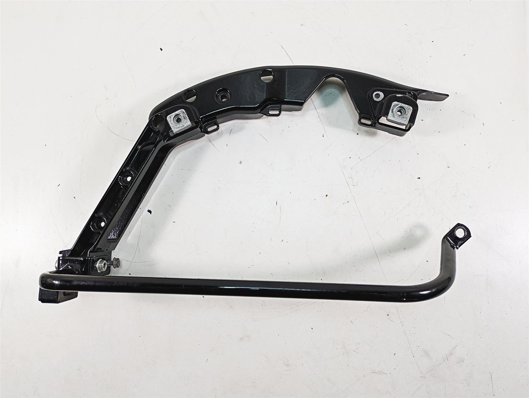 2019 Harley Touring FLHX Street Glide Right Rear Saddlebag Support 90200499 {{ shop.shopifyCountryName }} - Mototech271