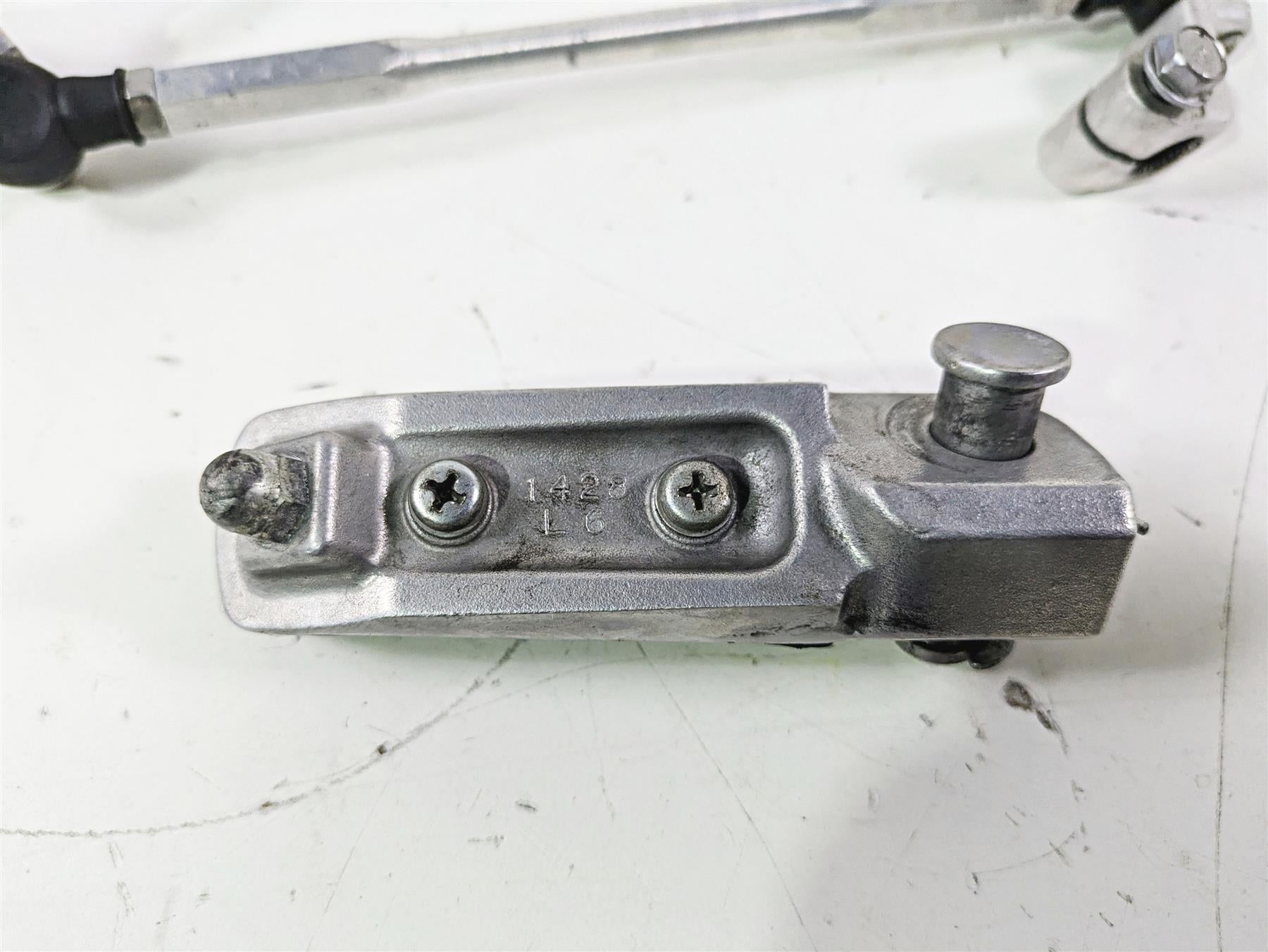 2005 Kawasaki ZX12R Ninja Left Front Footpeg & Shifter 34028-1428 13242-1363 {{ shop.shopifyCountryName }} - Mototech271