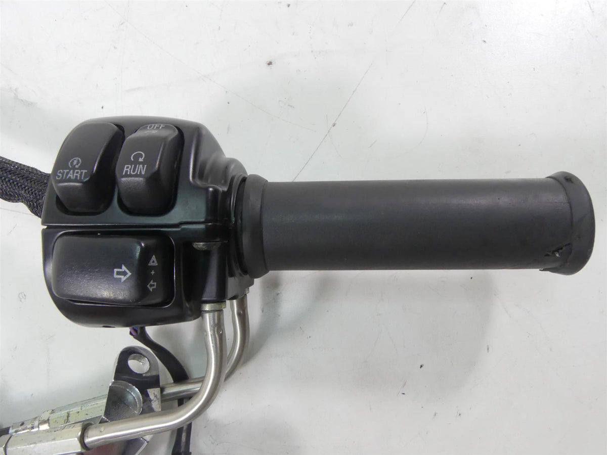 2009 Harley FXDF Dyna Fat Bob Right Control Switch + Blinker Set -Read 71684-06A {{ shop.shopifyCountryName }} - Mototech271