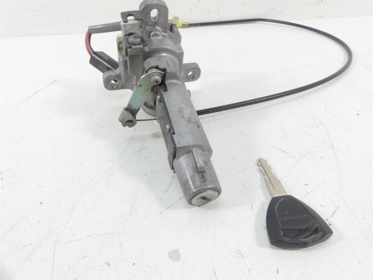 2011 Victory Vision Tour Ignition Switch Key Steering Saddlebag Lock Set 1015274 {{ shop.shopifyCountryName }} - Mototech271