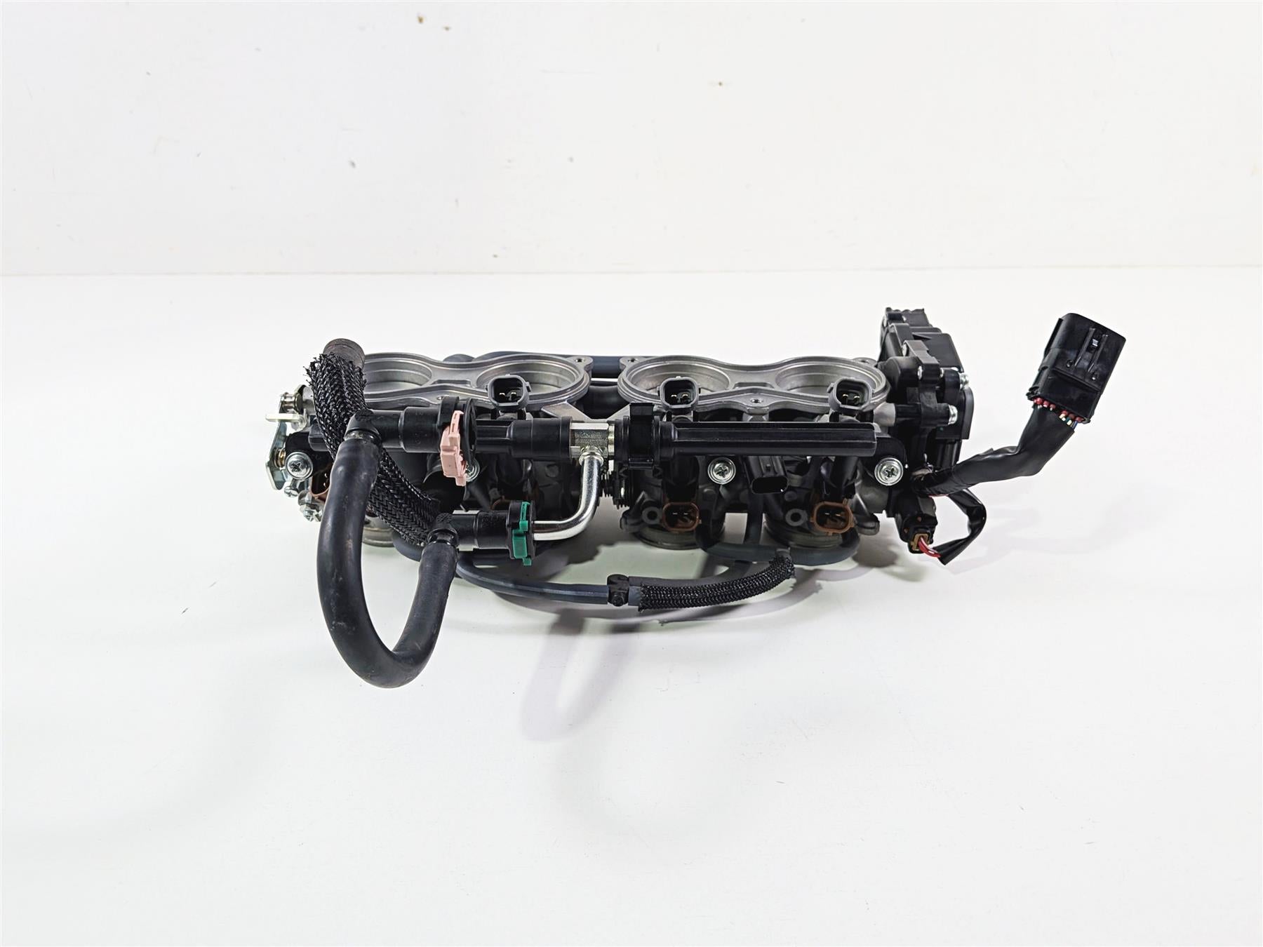 2024 Suzuki GSXR600 Throttle Body Bodies Mikuni 2K Only -Video 13406-14J01 {{ shop.shopifyCountryName }} - Mototech271