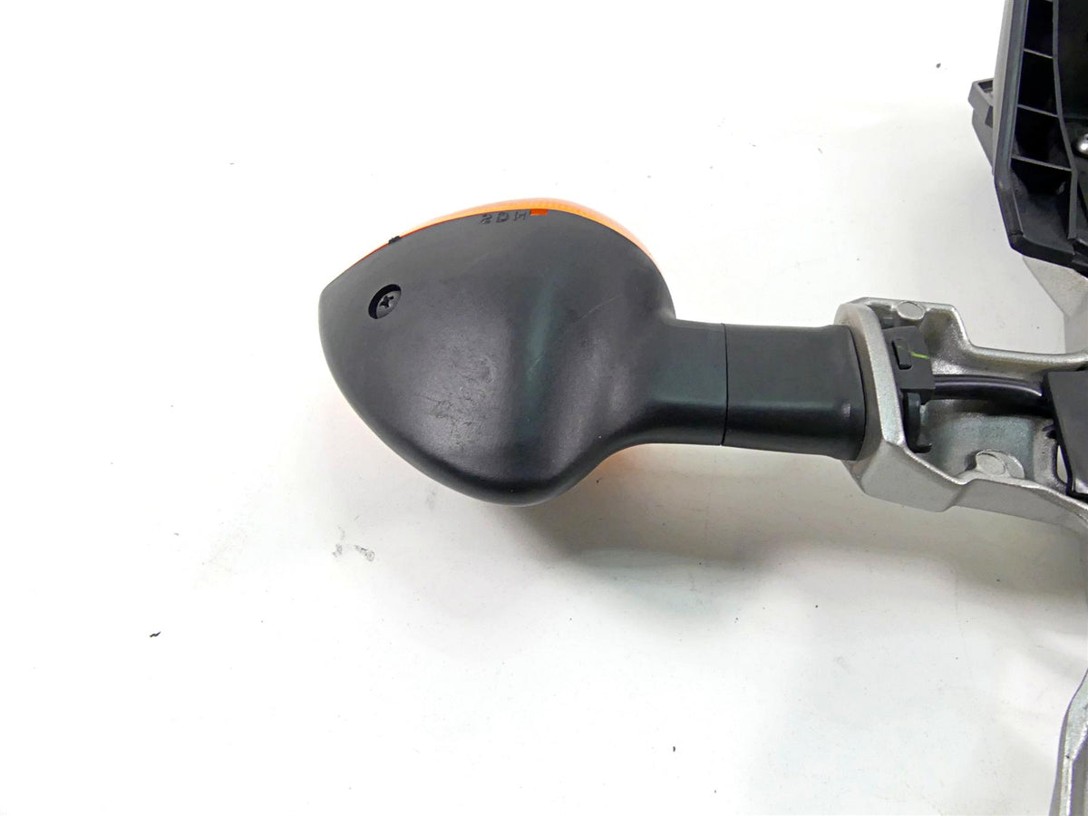 2012 Yamaha VMX17 VMAX 1700 Rear License Plate Holder Blinker 2S3-21629-00-00 {{ shop.shopifyCountryName }} - Mototech271