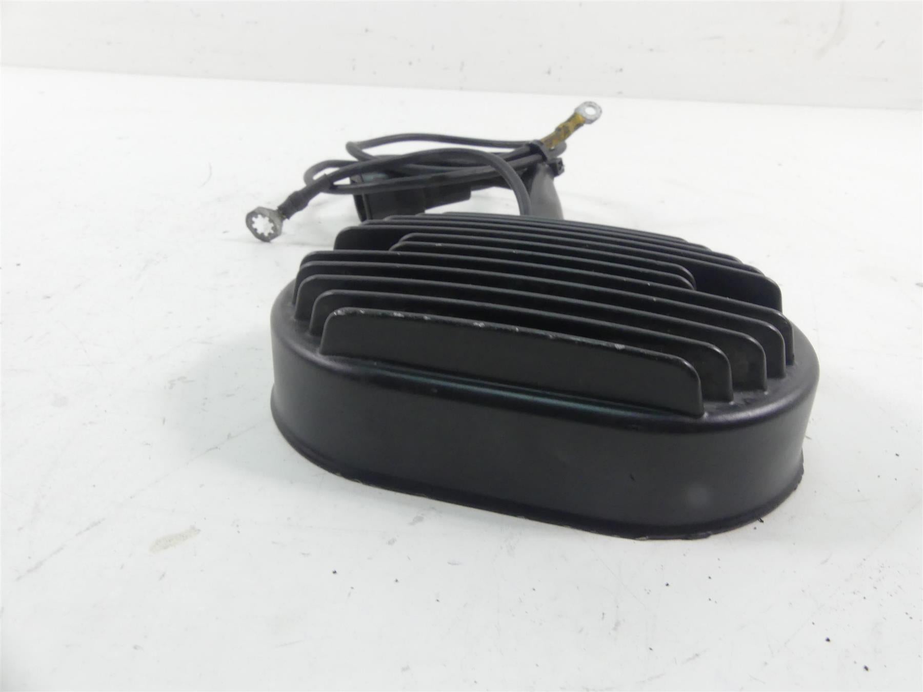 2004 Harley Softail FXSTD SE CVO Deuce Rectifier Voltage Regulator 74610-01 {{ shop.shopifyCountryName }} - Mototech271