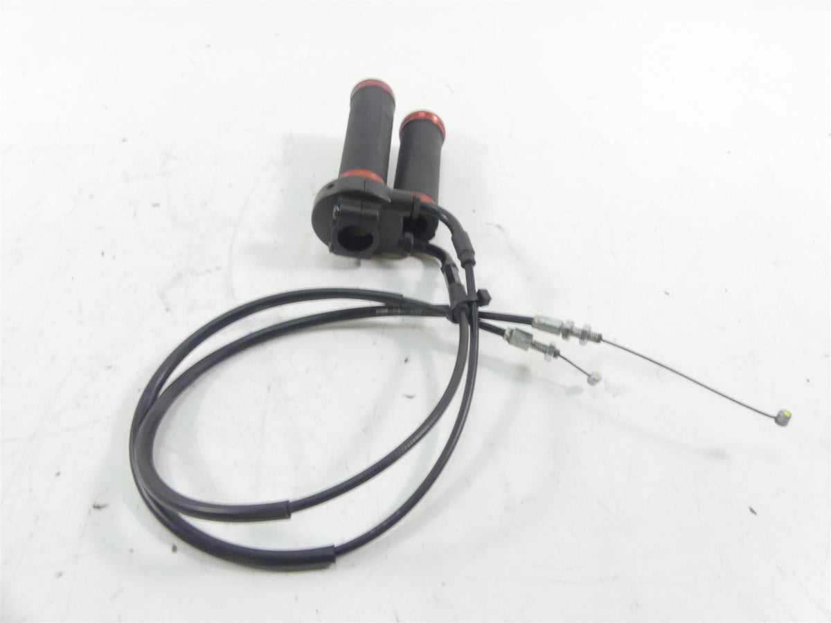 2015 Honda CBR1000 RR SC59 Right Hand Throttle Grip 53140-MCF-305 53140-MCF-000 {{ shop.shopifyCountryName }} - Mototech271