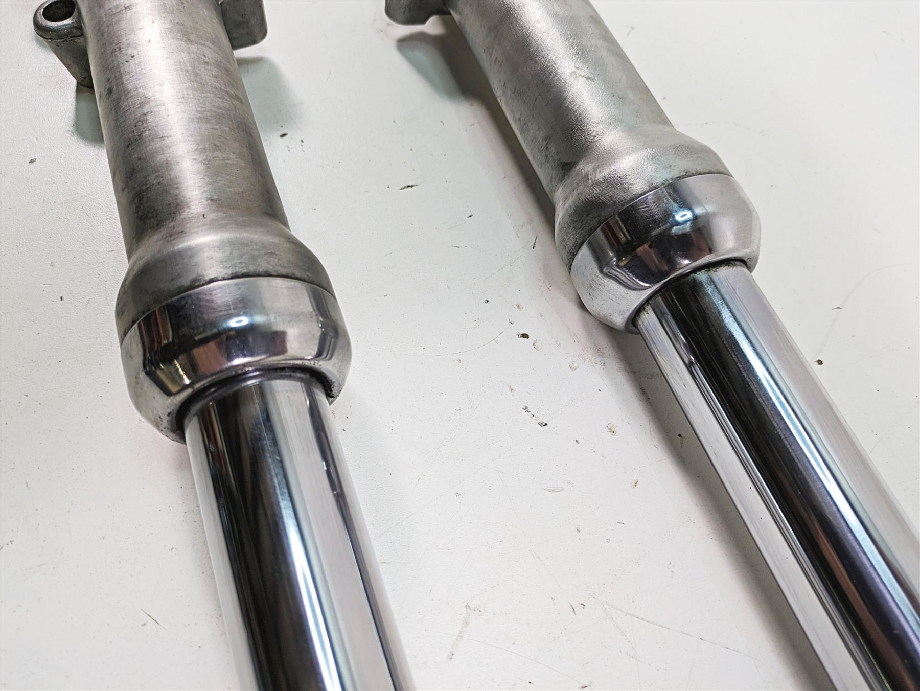 1990 Harley Sportster XLH883 XL883 Straight Front Forks READ 45900-88 45901-88 {{ shop.shopifyCountryName }} - Mototech271