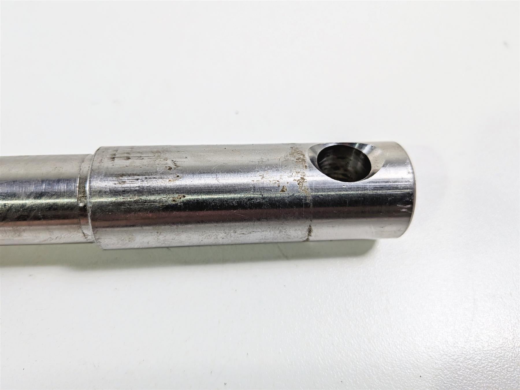 2002 Harley Davidson XLH883 Sportster Front Wheel Spindle Axle 43895-00 {{ shop.shopifyCountryName }} - Mototech271