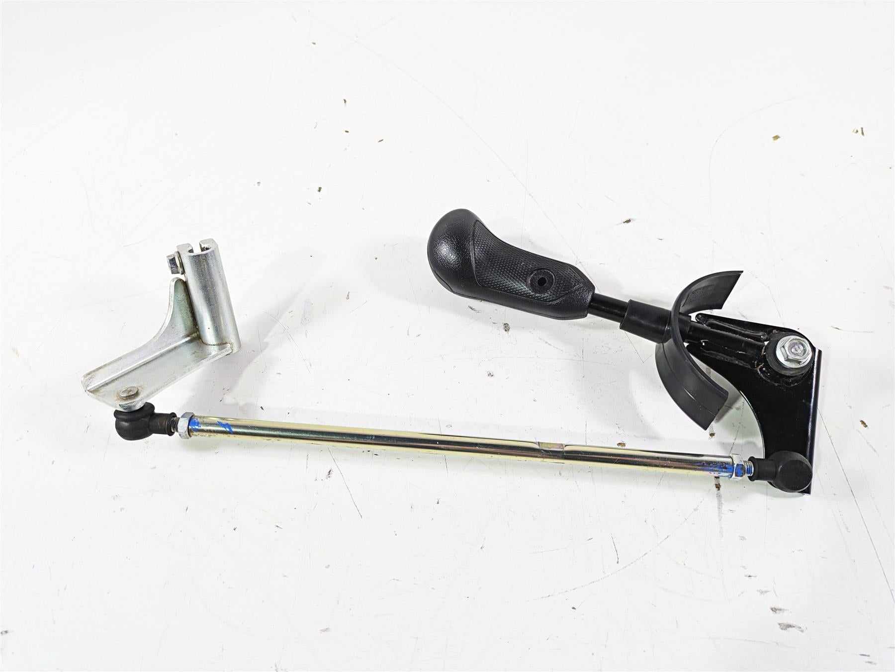 2022 Yamaha YXZ1000 R Shifter Gear Selector 2HC-18190-01-00 {{ shop.shopifyCountryName }} - Mototech271
