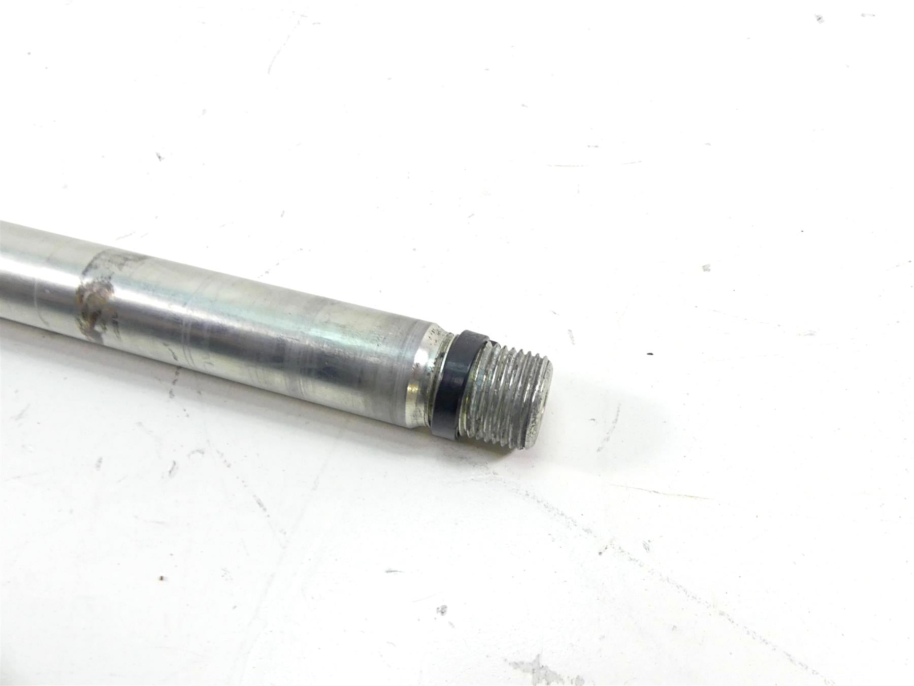 2019 Indian Chieftain Classic Straight Front Axle Wheel Spindle 5138509 {{ shop.shopifyCountryName }} - Mototech271