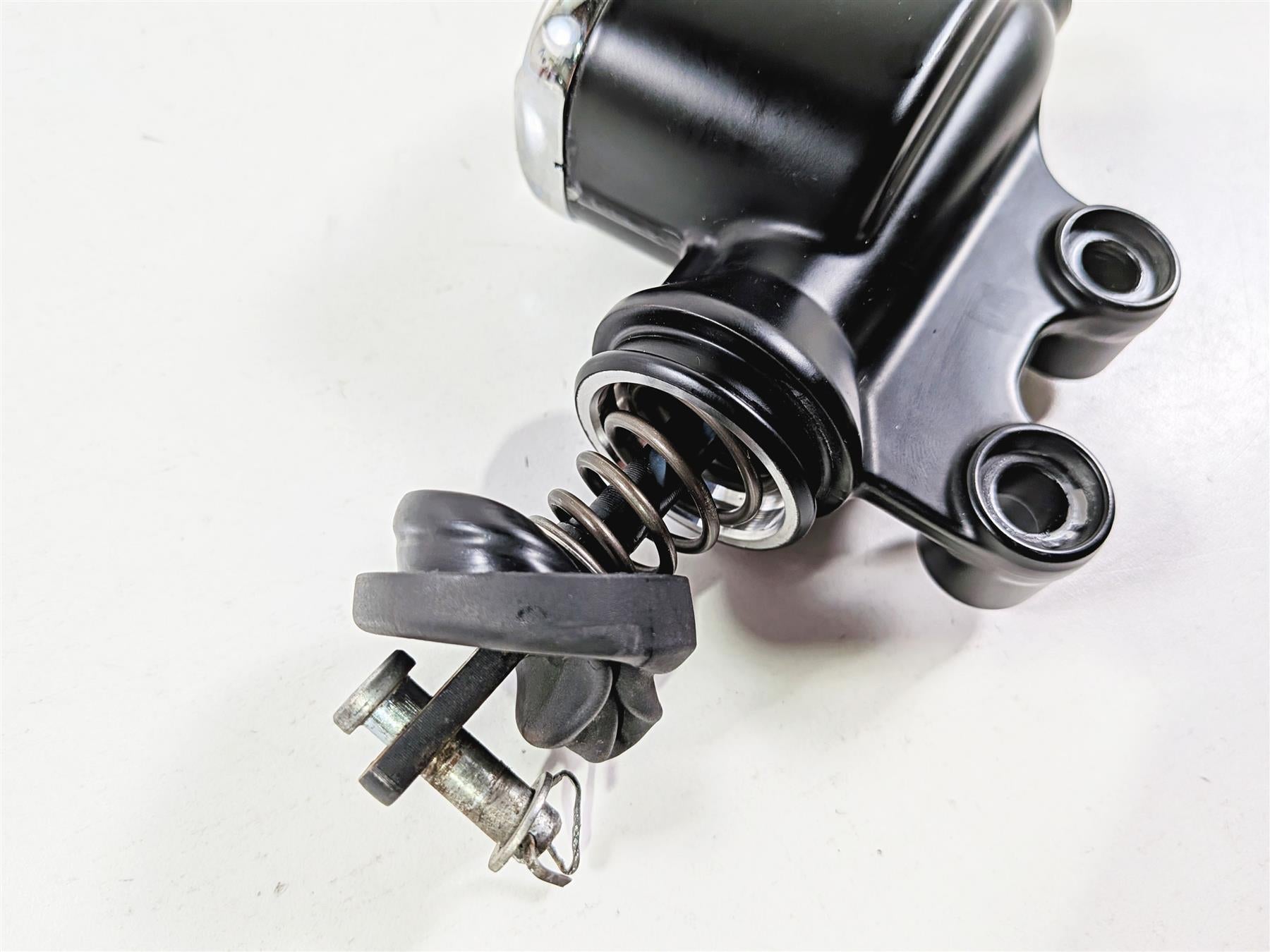 2011 Harley Touring FLHTCU CVO Electra Glide Rear Brake Master Cylinder 46459-08-Mototech271