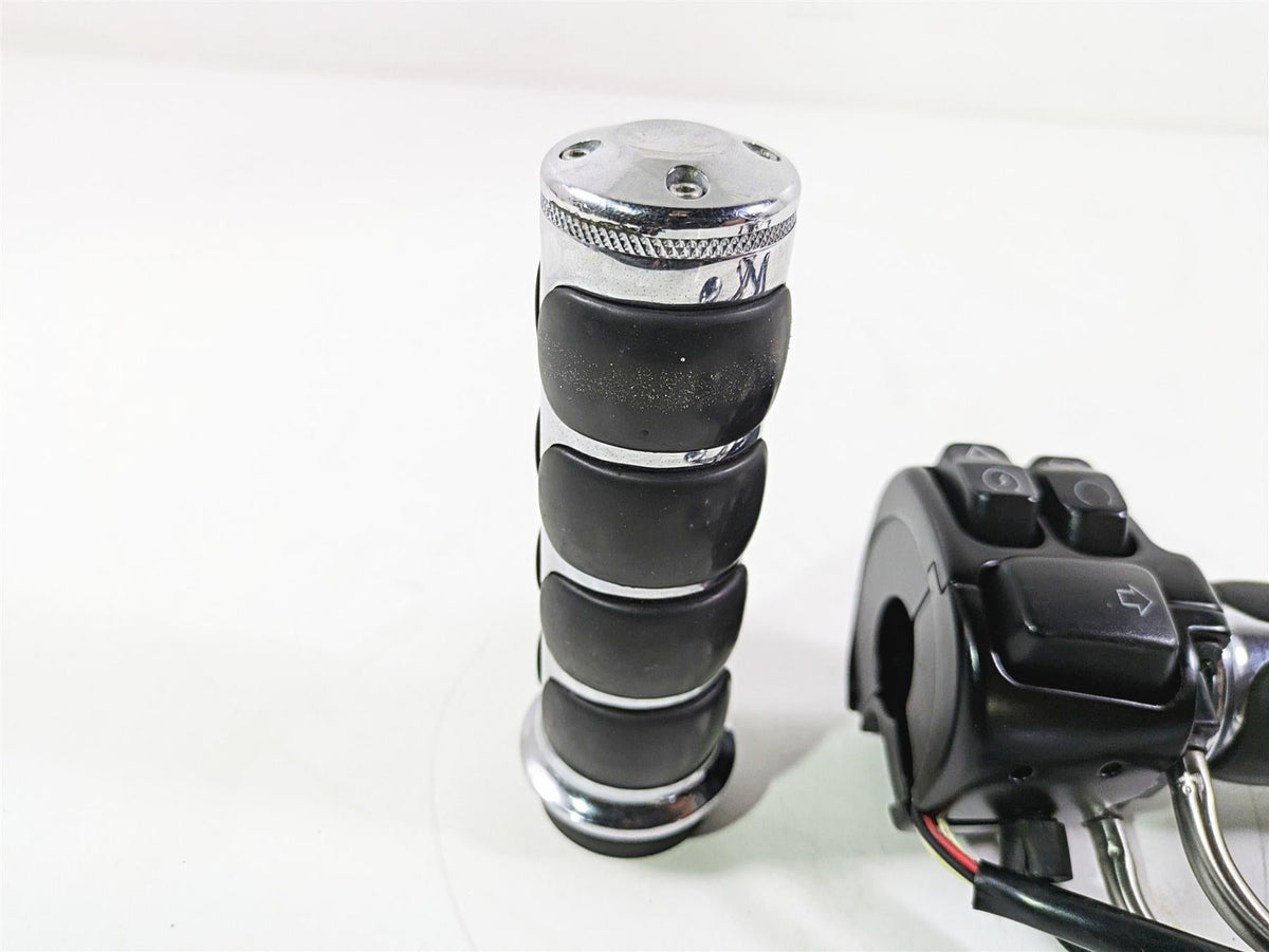 2016 Harley FXDL Dyna Low Rider Right Hand Control Switch + Led Blinker 71500361 {{ shop.shopifyCountryName }} - Mototech271