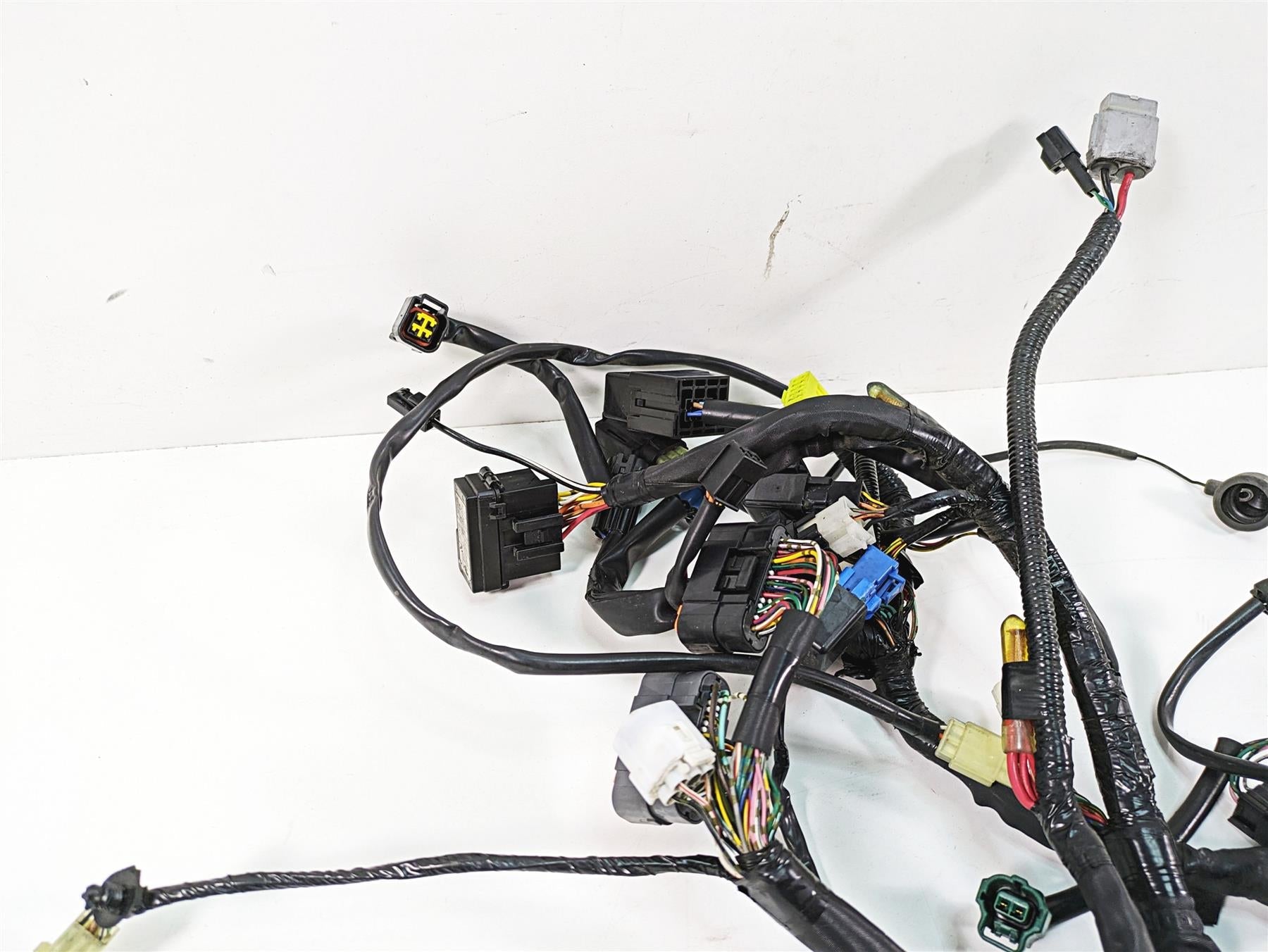 2016 Suzuki M109R VZR1800 Main Wiring Harness Loom - Read 36610-48GE0 {{ shop.shopifyCountryName }} - Mototech271