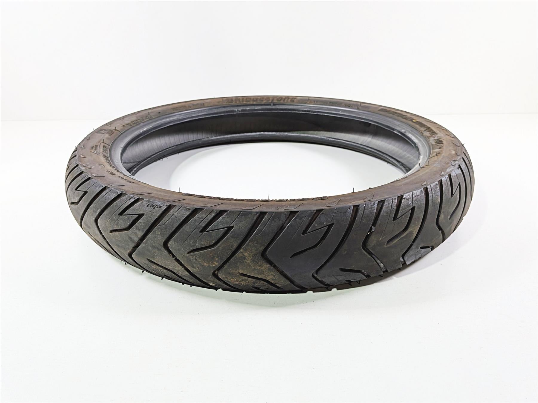 Used Motorcycle Front Tire Bridgestone Battlax Adventure A41F 100/90-19 8845 {{ shop.shopifyCountryName }} - Mototech271