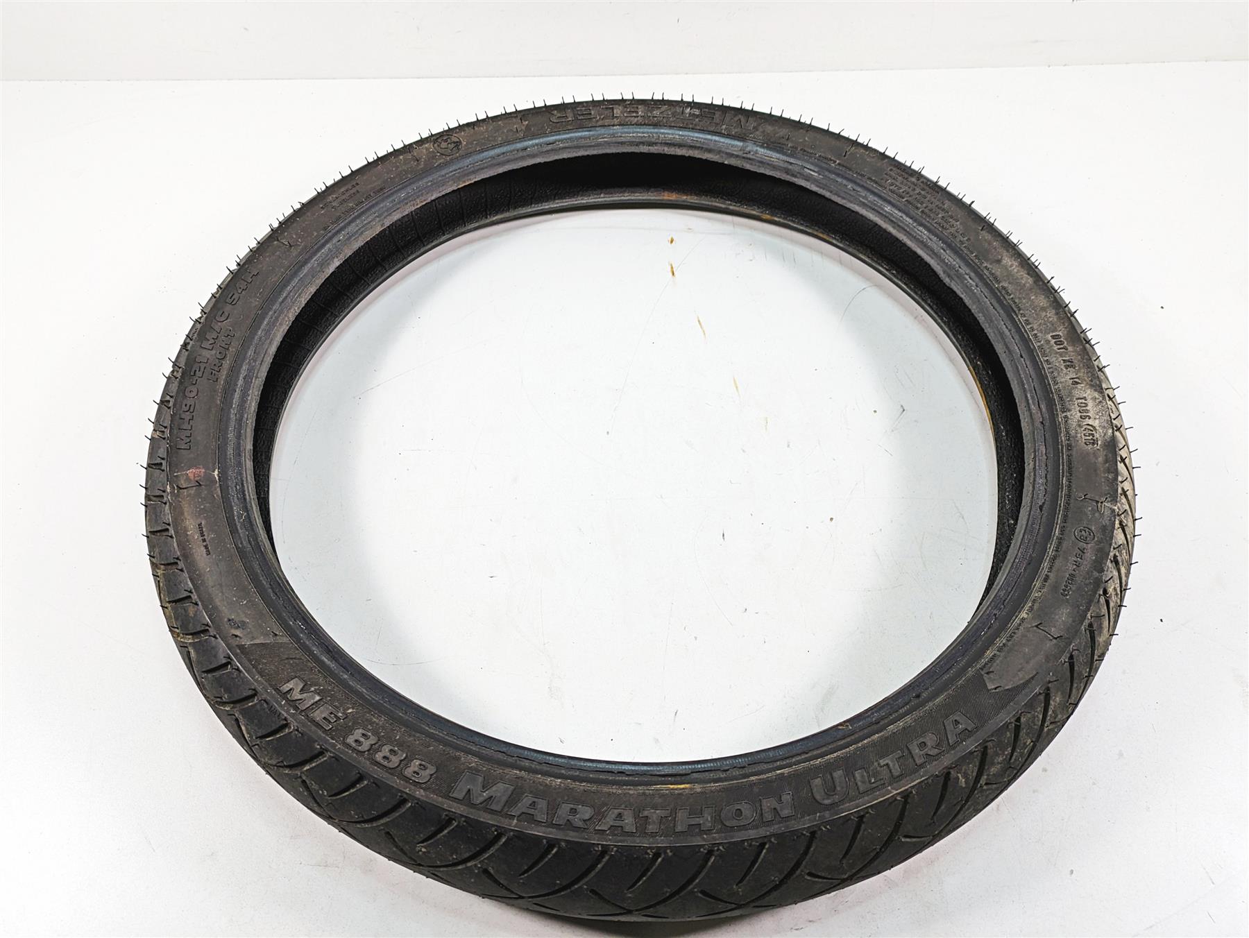 Used Motorcycle Front Tire Metzeler ME888 Marathon Ultra Tire 90/90-21 2616400 {{ shop.shopifyCountryName }} - Mototech271