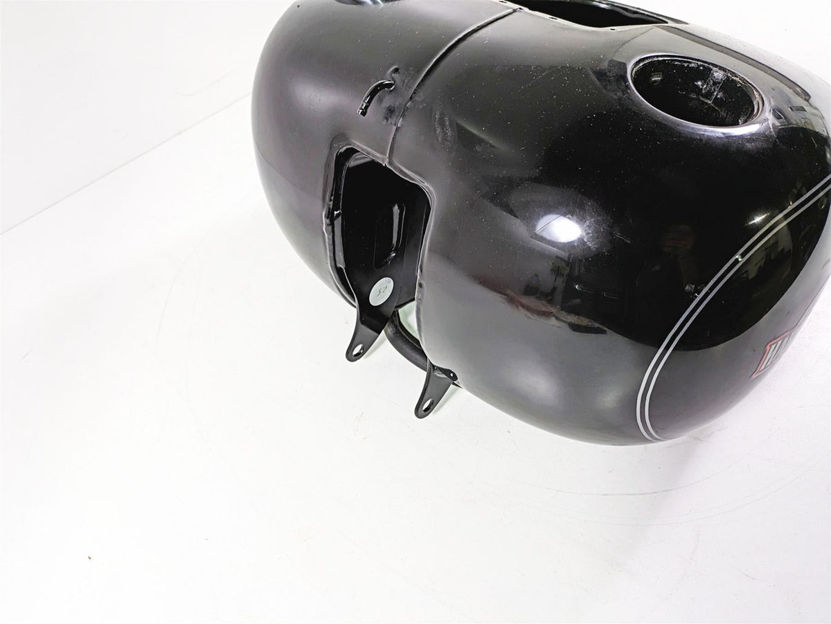 2008 Harley FLSTC Softail Heritage Fuel Gas Petrol Tank 5 Gallon - Read 61000800 {{ shop.shopifyCountryName }} - Mototech271