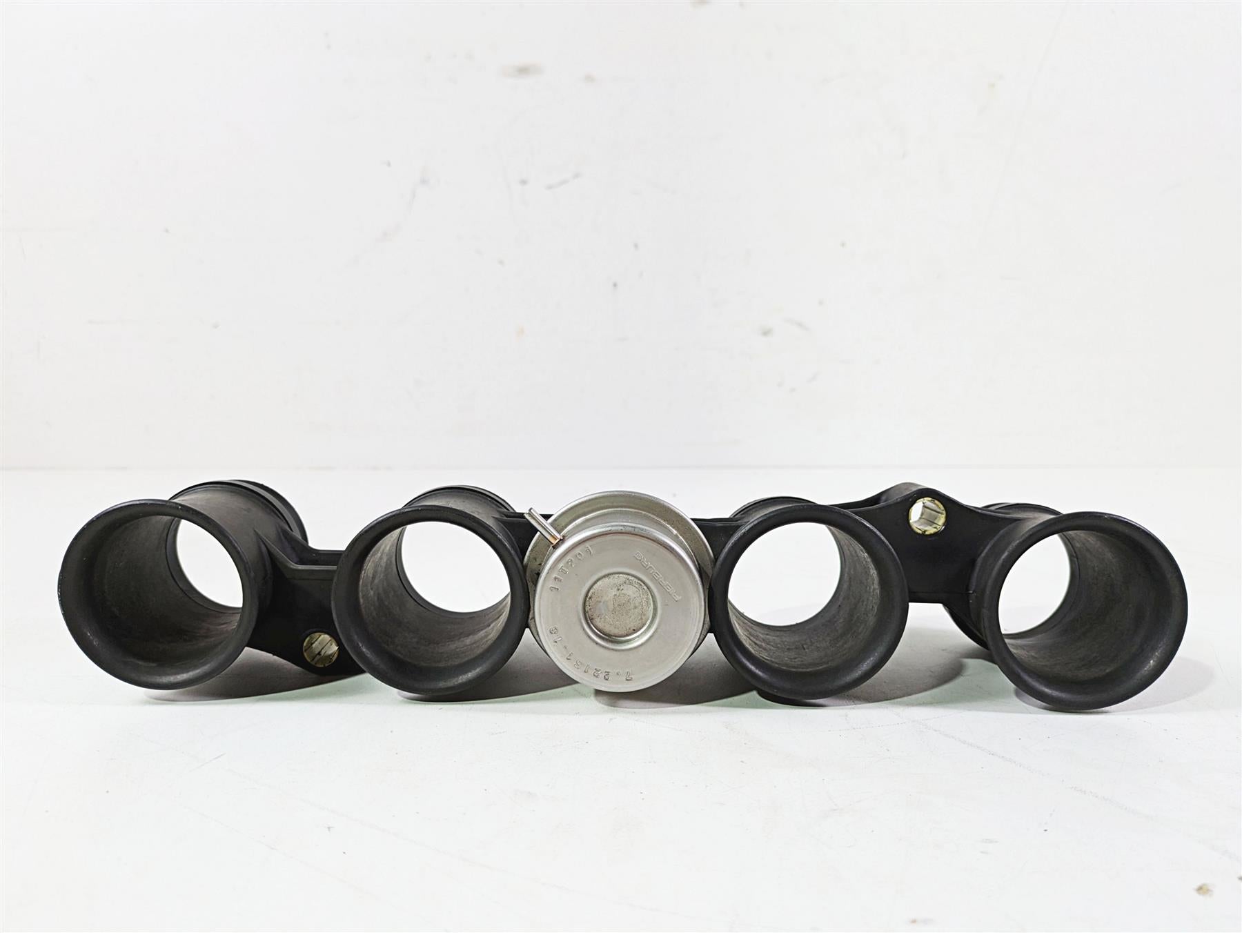 2012 Mv Agusta F4 RR Air Pressure Valve & Velocity Stacks Set 8000A3884 {{ shop.shopifyCountryName }} - Mototech271