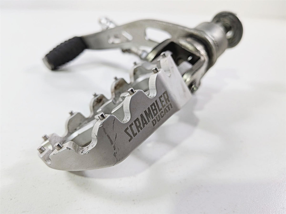 2015 Ducati Scrambler Urban Enduro Left Foot Peg + Mount & Shifter 45620781AA-Mototech271