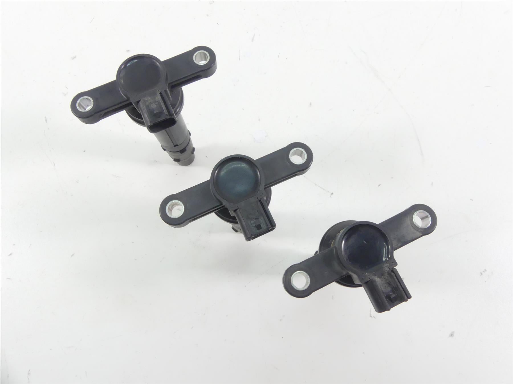 2017 Yamaha YXZ1000R EPS SS Ignition Coils Stick Coil Set 2HC-82310-00-00 {{ shop.shopifyCountryName }} - Mototech271