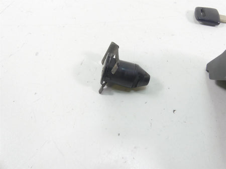 1977 Honda CB750 A Four Hondamatic Ignition Switch Key Lock Set 35010-393-772 {{ shop.shopifyCountryName }} - Mototech271